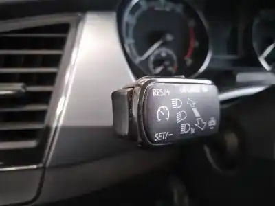 Second-hand car spare part headlights switch for skoda fabia ambition oem iam references   