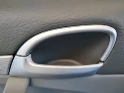 Автозапчасти б/у левая задняя внутренняя ручка за porsche cayenne (typ 9pa) básico ссылки oem iam 