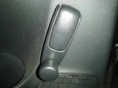 Pezzo di ricambio per auto di seconda mano maniglia alzacristalli posteriore sinistro per citroen c3 tonic riferimenti oem iam 