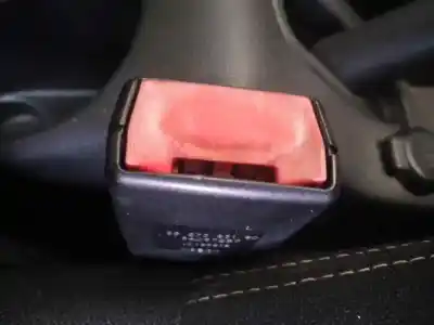 Pezzo di ricambio per auto di seconda mano gancio cintura anteriore destro per citroen c3 tonic riferimenti oem iam 9683793180