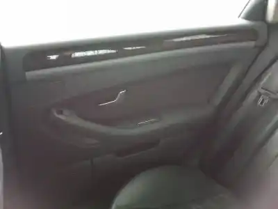 Автозапчасти б/у обивка задней правой двери за audi a8 (4e2) 4.0 tdi quattro ссылки oem iam 
