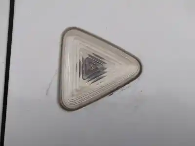 Second-hand car spare part right side light for renault kangoo furgón confort oem iam references 