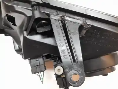 Second-hand car spare part right headlight for dacia duster ambiance 4x2 oem iam references 1305236684  