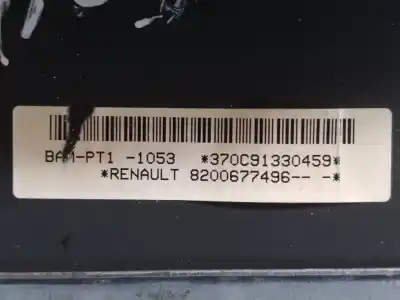 Second-hand car spare part airbag kit for renault clio iii pack authentique oem iam references 8201043701  8200677496