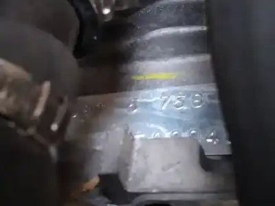 Pièce détachée automobile d'occasion moteur complet pour renault trafic (desde 5.89) t 900 références oem iam j8s5758  