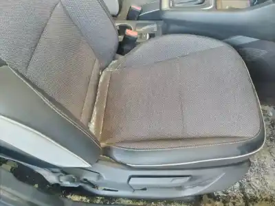 Peça sobressalente para automóvel em segunda mão assento dianteiro direito por renault captur ii e-tech engineered referências oem iam   