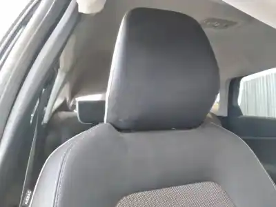Peça sobressalente para automóvel em segunda mão assento dianteiro direito por renault captur ii e-tech engineered referências oem iam   