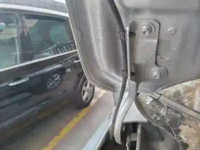 Second-hand car spare part right front hood hinge for renault captur ii e-tech engineered oem iam references 