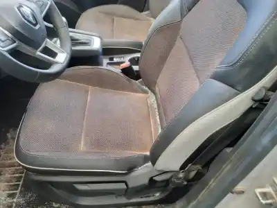Second-hand car spare part left front seat for renault captur ii e-tech engineered oem iam references   