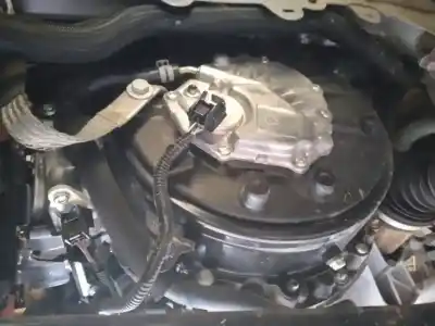 Second-hand car spare part gearbox for renault captur ii e-tech engineered oem iam references 5dha400  