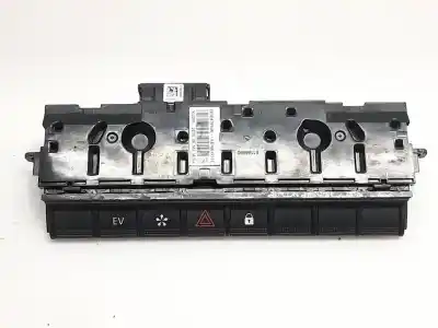 Second-hand car spare part hazard warning lights for renault captur ii e-tech engineered oem iam references 283e87996r