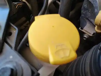 Second-hand car spare part windscreen washer bottle for renault captur ii e-tech engineered oem iam references   