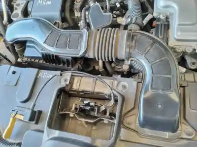 Second-hand car spare part air filter for renault captur ii e-tech engineered oem iam references   