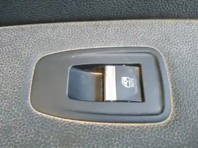 Second-hand car spare part right front power window switch for renault captur ii e-tech engineered oem iam references 