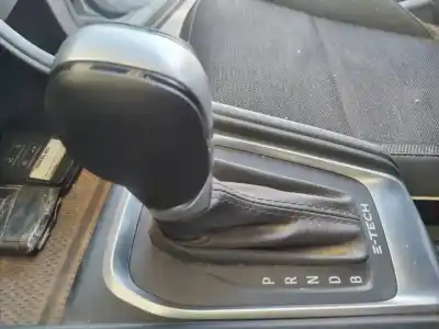 Second-hand car spare part gear lever for renault captur ii e-tech engineered oem iam references 