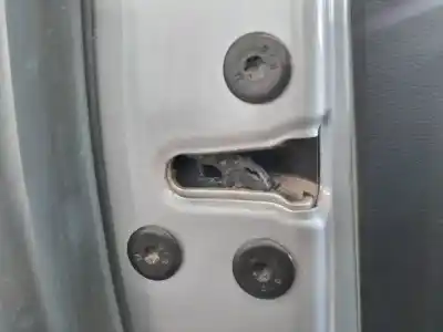 Second-hand car spare part left front door lock for renault captur ii e-tech engineered oem iam references 