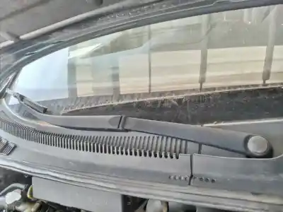 Pezzo di ricambio per auto di seconda mano braccio tergicristallo anteriore destro per kia carnival 2.9 crdi vgt active riferimenti oem iam 