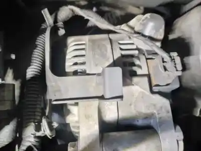 Pezzo di ricambio per auto di seconda mano alternatore per kia carnival 2.9 crdi vgt active riferimenti oem iam 