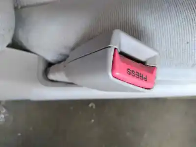 Pezzo di ricambio per auto di seconda mano gancio cintura anteriore sinistro per kia carnival 2.9 crdi vgt active riferimenti oem iam 