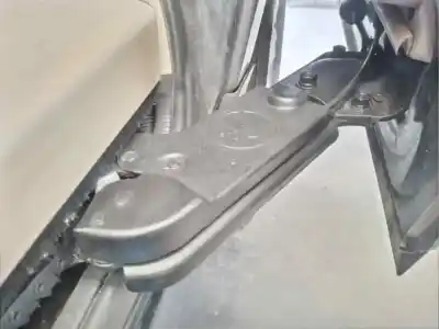 Pezzo di ricambio per auto di seconda mano supporto / guida per porte scorrevoli per kia carnival 2.9 crdi vgt active riferimenti oem iam 