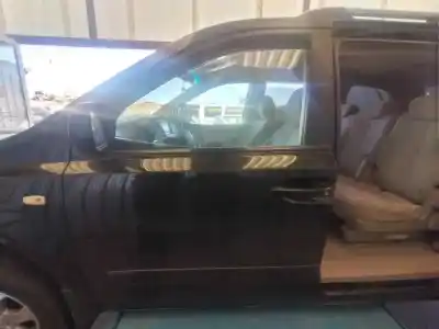 Pezzo di ricambio per auto di seconda mano porta anteriore sinistra per kia carnival 2.9 crdi vgt active riferimenti oem iam 
