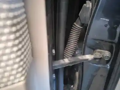 Pezzo di ricambio per auto di seconda mano fermo porta per kia carnival 2.9 crdi vgt active riferimenti oem iam 