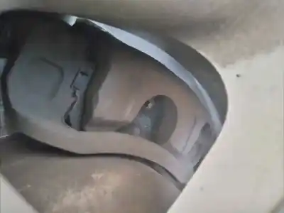 Pezzo di ricambio per auto di seconda mano pinza freno posteriore sinistra per kia carnival 2.9 crdi vgt active riferimenti oem iam 