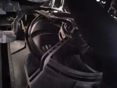 Pezzo di ricambio per auto di seconda mano elettroventola per kia carnival 2.9 crdi vgt active riferimenti oem iam 