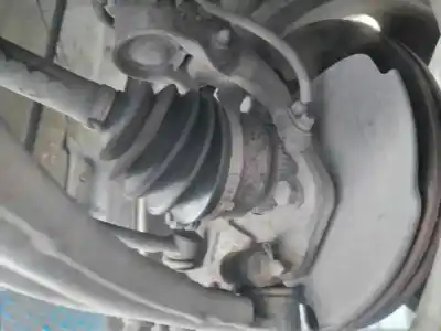 Pezzo di ricambio per auto di seconda mano snodo anteriore sinistro per kia carnival 2.9 crdi vgt active riferimenti oem iam 