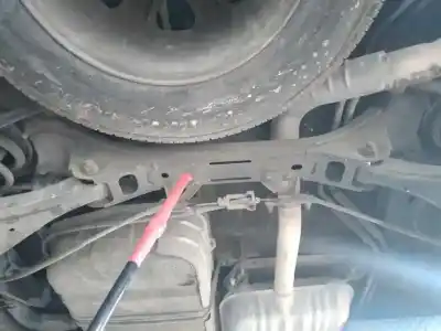 Pezzo di ricambio per auto di seconda mano asse posteriore per kia carnival 2.9 crdi vgt active riferimenti oem iam 