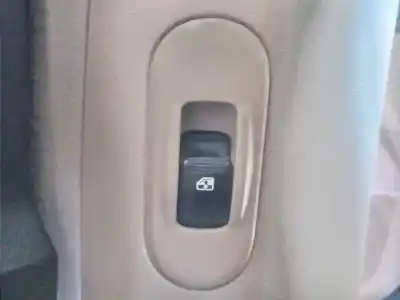 Pezzo di ricambio per auto di seconda mano comandi alzacristalli posteriore sinistro per kia carnival 2.9 crdi vgt active riferimenti oem iam 