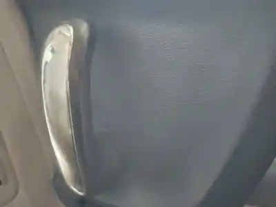 Pezzo di ricambio per auto di seconda mano maniglia interna lato destro per kia carnival 2.9 crdi vgt active riferimenti oem iam 