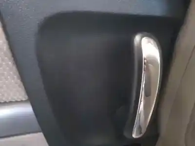 Pezzo di ricambio per auto di seconda mano maniglia interna lato sinistro per kia carnival 2.9 crdi vgt active riferimenti oem iam 