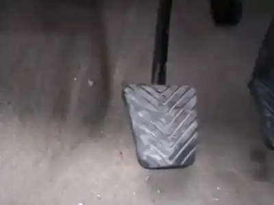 Pezzo di ricambio per auto di seconda mano pedale della frizione per kia carnival 2.9 crdi vgt active riferimenti oem iam 