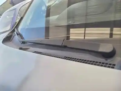 Pièce détachée automobile d'occasion bras d essuie-glace avant droit pour subaru xv executive références oem iam 
