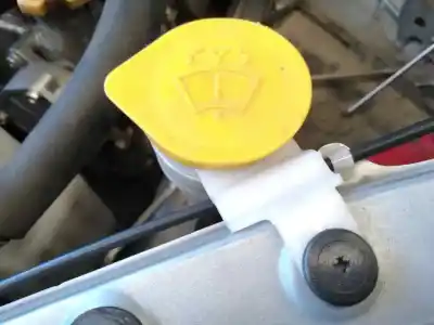 Pièce détachée automobile d'occasion réservoir de lave-glace pour subaru xv executive références oem iam 