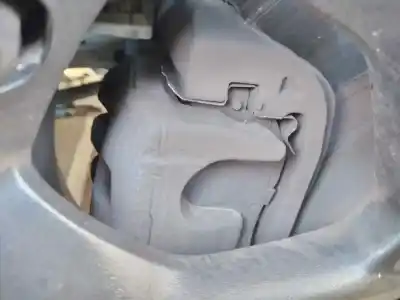 Pièce détachée automobile d'occasion etrier de frein avant droit pour subaru xv executive références oem iam 