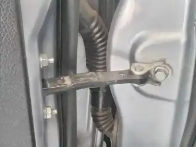 Pièce détachée automobile d'occasion retenue de porte pour subaru xv executive références oem iam 