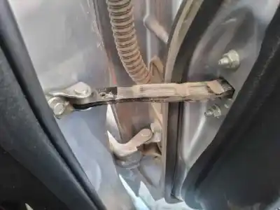 Pièce détachée automobile d'occasion retenue de porte pour subaru xv executive références oem iam 