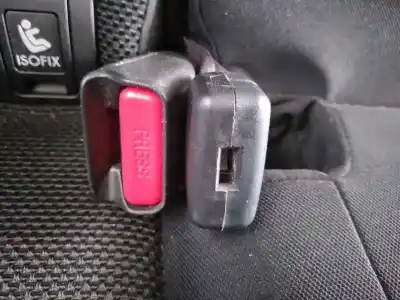Pièce détachée automobile d'occasion boucle de ceinture de sécurité arriere droit pour subaru xv executive références oem iam 