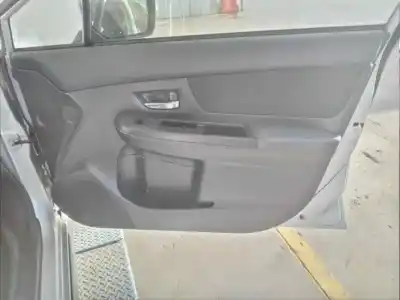 Pièce détachée automobile d'occasion garniture de porte avant droite pour subaru xv executive références oem iam 