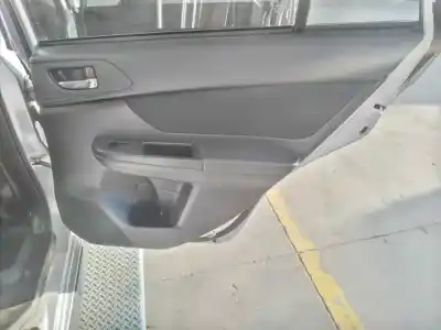 Pièce détachée automobile d'occasion garniture de porte arrière droite pour subaru xv executive références oem iam 