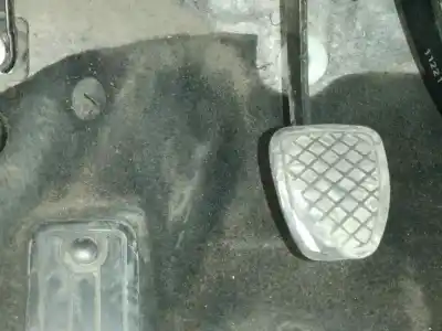 Pièce détachée automobile d'occasion pédale d'embrayage pour subaru xv executive références oem iam 