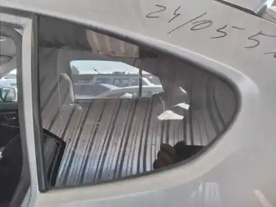 Pièce détachée automobile d'occasion vitre triangulaire custode arrière gauche pour subaru xv executive références oem iam 