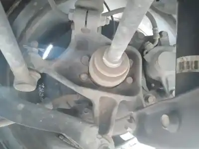 Pièce détachée automobile d'occasion moyeu de roue arrière droite pour subaru xv executive références oem iam 