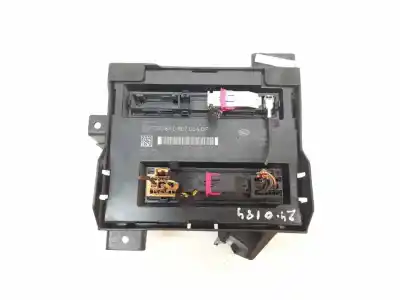Pezzo di ricambio per auto di seconda mano Scatola Relè/fusibili per AUDI A4 BERLINA (B8) e Riferimenti OEM IAM 8K0907064DP  5DK00991884HLHW41
