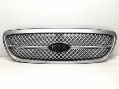 Second-hand car spare part front grille for kia carnival ii 2.9 crdi cat oem iam references ok54g50710