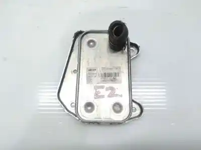 Pezzo di ricambio per auto di seconda mano Radiatore Olio Motore per MERCEDES-BENZ VITO (W639) BASIC, COMBI 111 CDI Compacto (639.601) Riferimenti OEM IAM A6461880301  