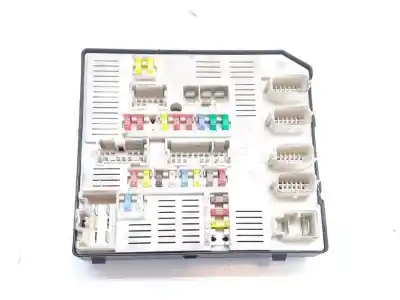 Gebrauchtes Autoersatzteil Relais Sicherungskasten Multifunktionsrelais zum RENAULT MEGANE III BERLINA 5 P Dynamique OEM-IAM-Referenzen 284B60008R  