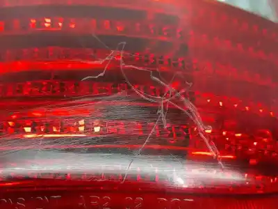 Second-hand car spare part right tailgate light for kia carnival ii 2.9 crdi cat oem iam references   